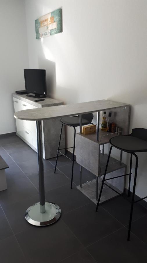 Charmant Studio Dans Residence Neuve Et Calme كورتي المظهر الخارجي الصورة